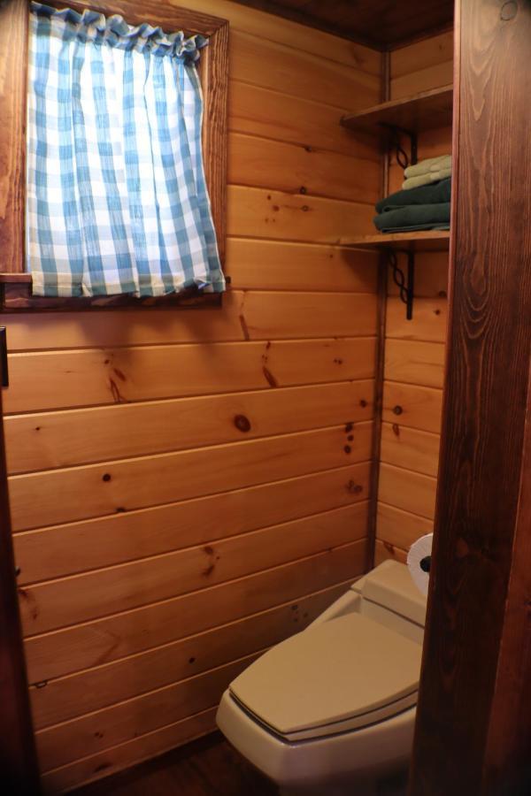 Storybook Village Pine Cove Bagian luar foto