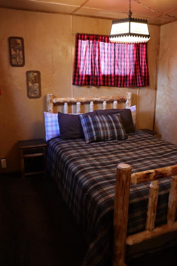 Storybook Village Pine Cove Bagian luar foto